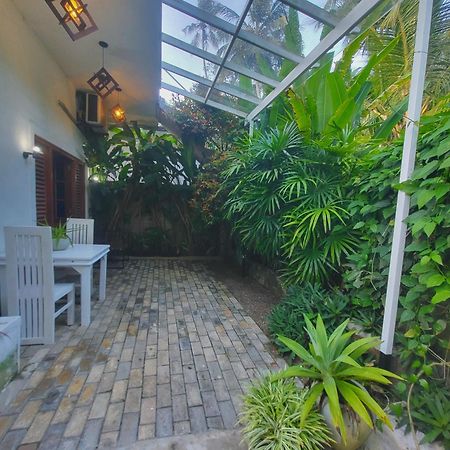 Villa Sahasna Unawatuna Esterno foto