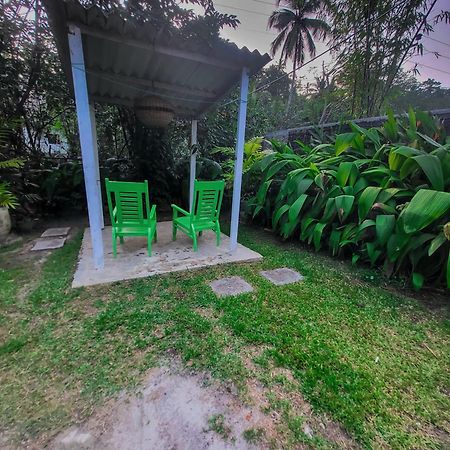 Villa Sahasna Unawatuna Esterno foto