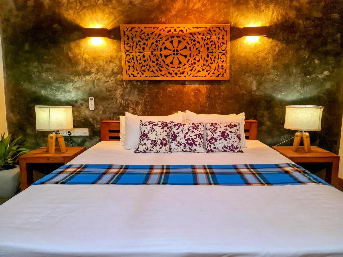 Villa Sahasna Unawatuna Esterno foto
