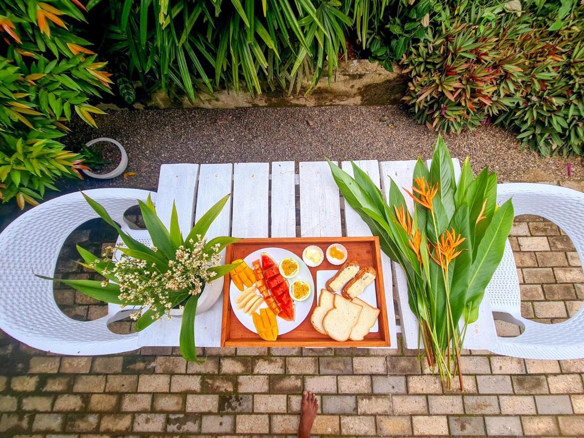 Villa Sahasna Unawatuna Esterno foto